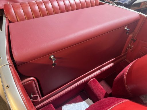 Fitted trunk